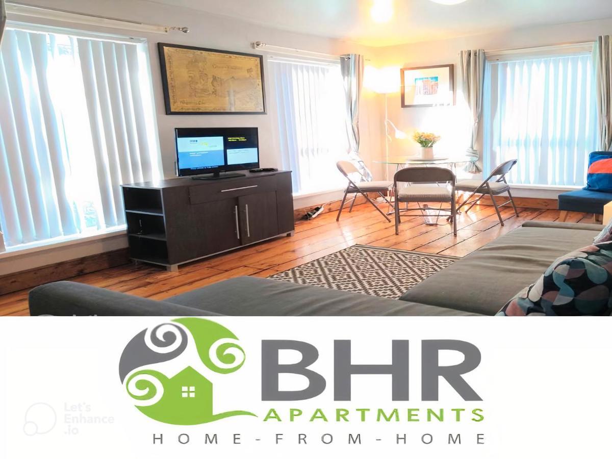 Perfect Central City Location - Parking - 3 Beds - 2 Bedrooms Belfast Exterior foto