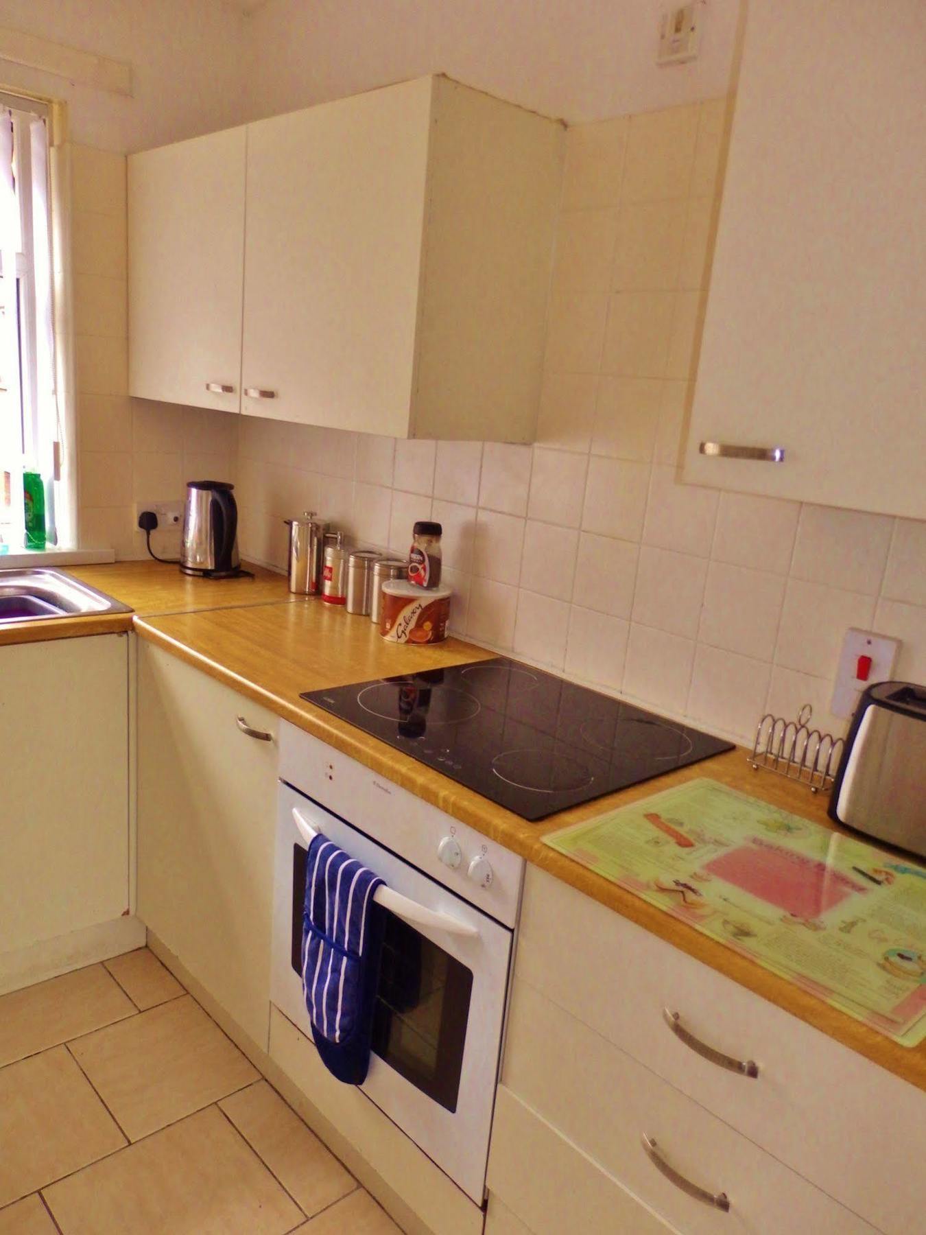 Perfect Central City Location - Parking - 3 Beds - 2 Bedrooms Belfast Exterior foto